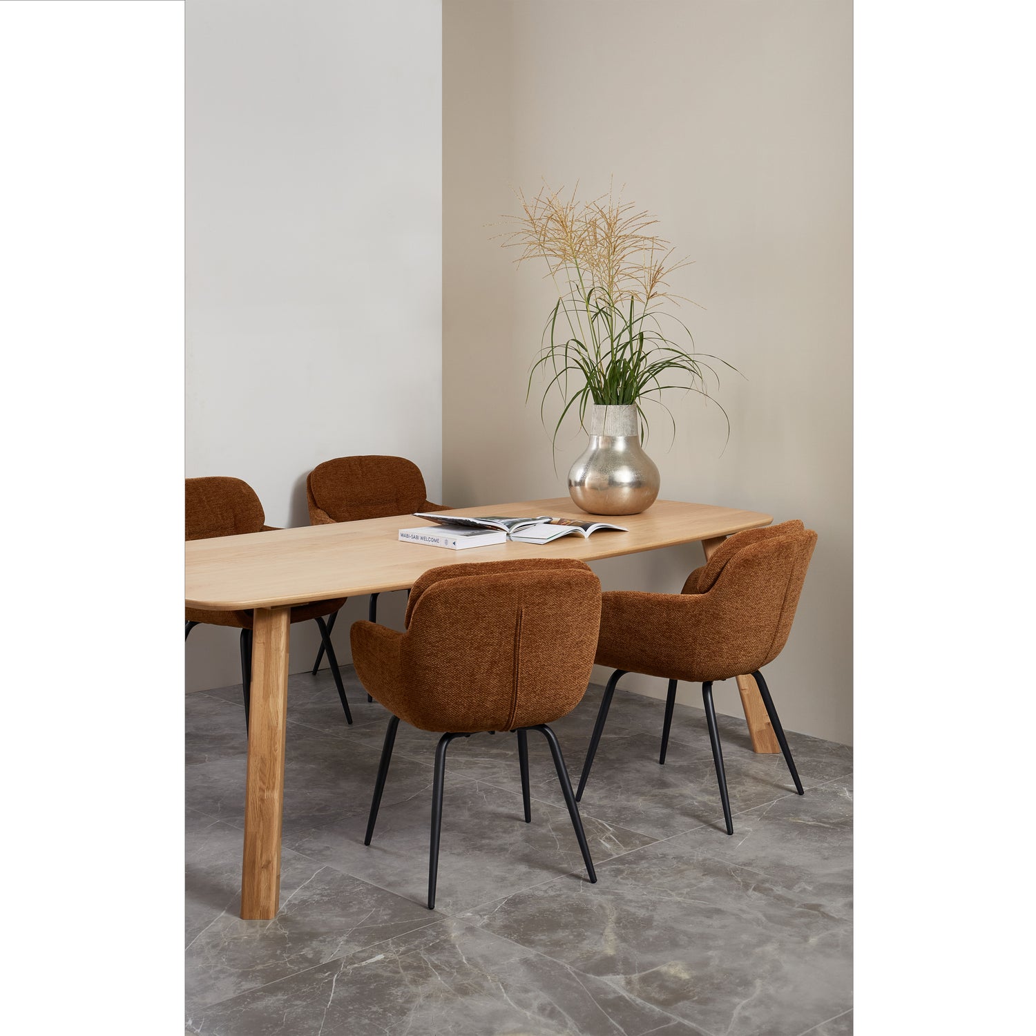 375064-C-TB-DO-DL22-21-375092-TP-01_SF_WE_Runa_eetkamerstoel_Deens_ovaal_doorgaand_lamel_Haarlem_4-standen_poot.jpg?auto=webp&format=png&width=1500&height=1500