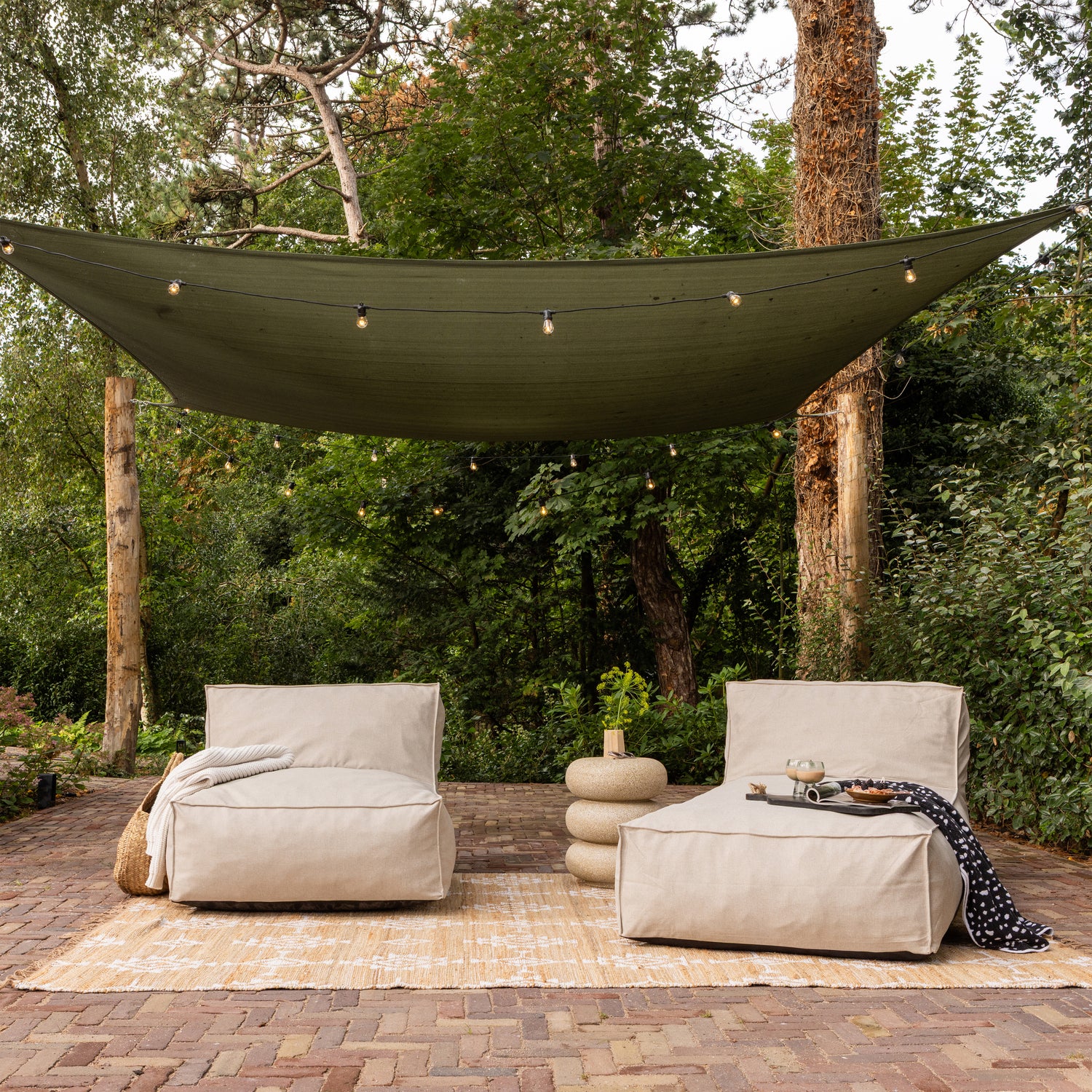 377711-Z__377710-Z_01_SF_WO_Velora_tuin_ligbed_Loungestoel_zand.jpg?auto=webp&format=png&width=1500&height=1500