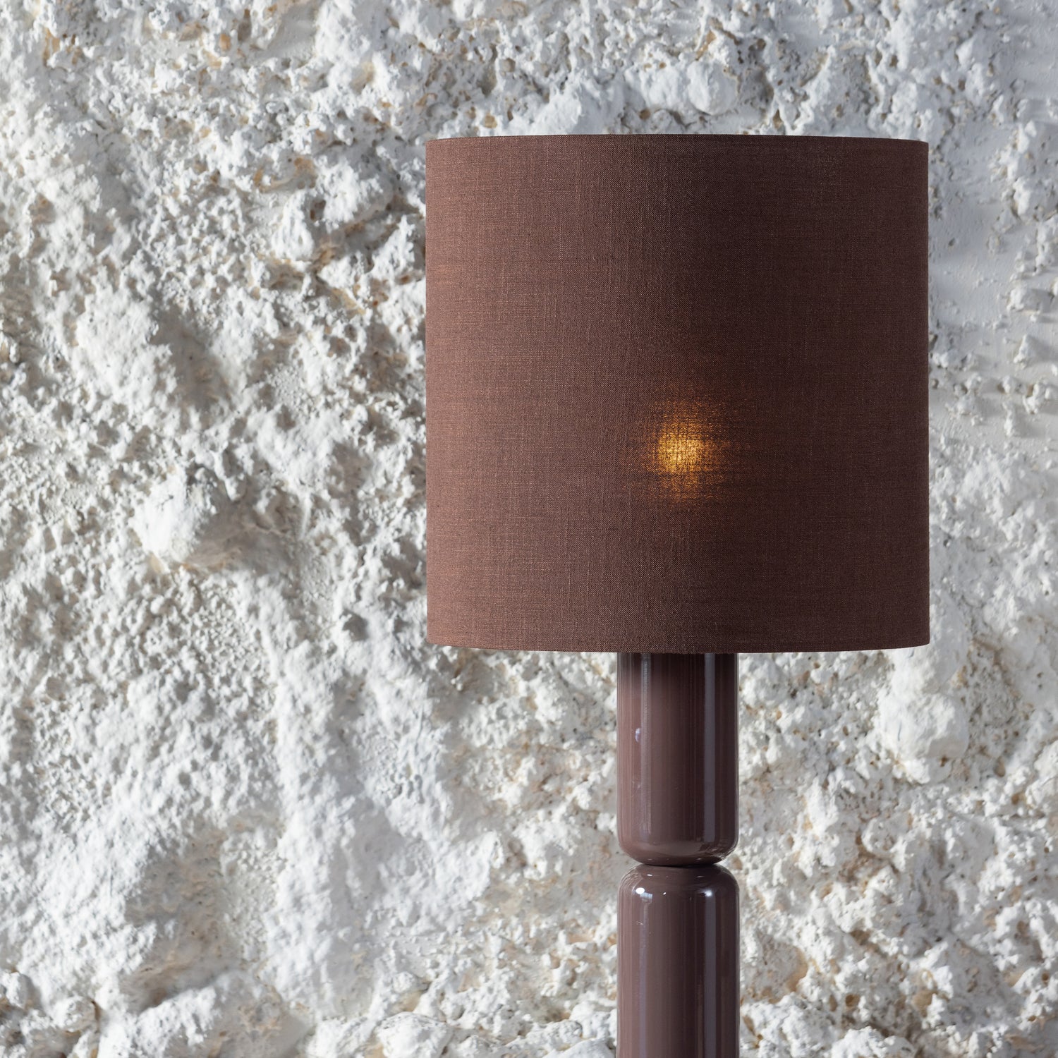 377826-D_02_SF_Zivian_vloerlamp_hout_hoogglans_donkerbruin_vierkant.jpg?auto=webp&format=png&width=1500&height=1500