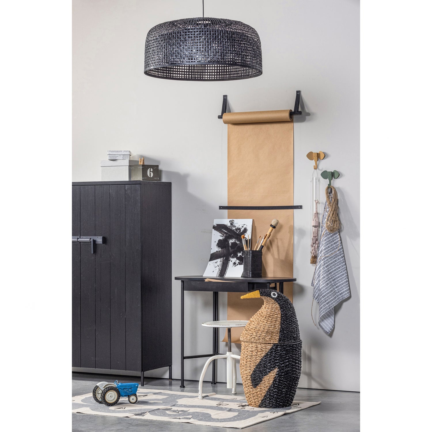 377220-Z-373654-Z-801088-Z-373446-G-373446-P-800810-W-02_SF_BL_Belle_bureau_Bruut_kast_Construct_Joya_olifant_Damage.jpg?auto=webp&format=png&width=1500&height=1500