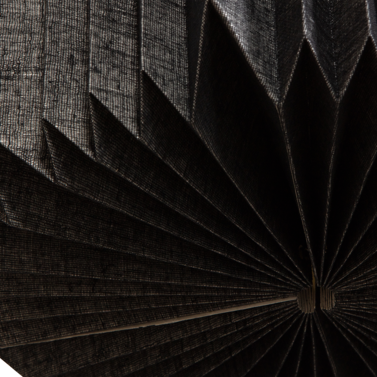 801334-Z-02_VS_BP_Bones_hanglamp_papier_naturel_zwart_detail.png?auto=webp&format=png&width=1500&height=1500