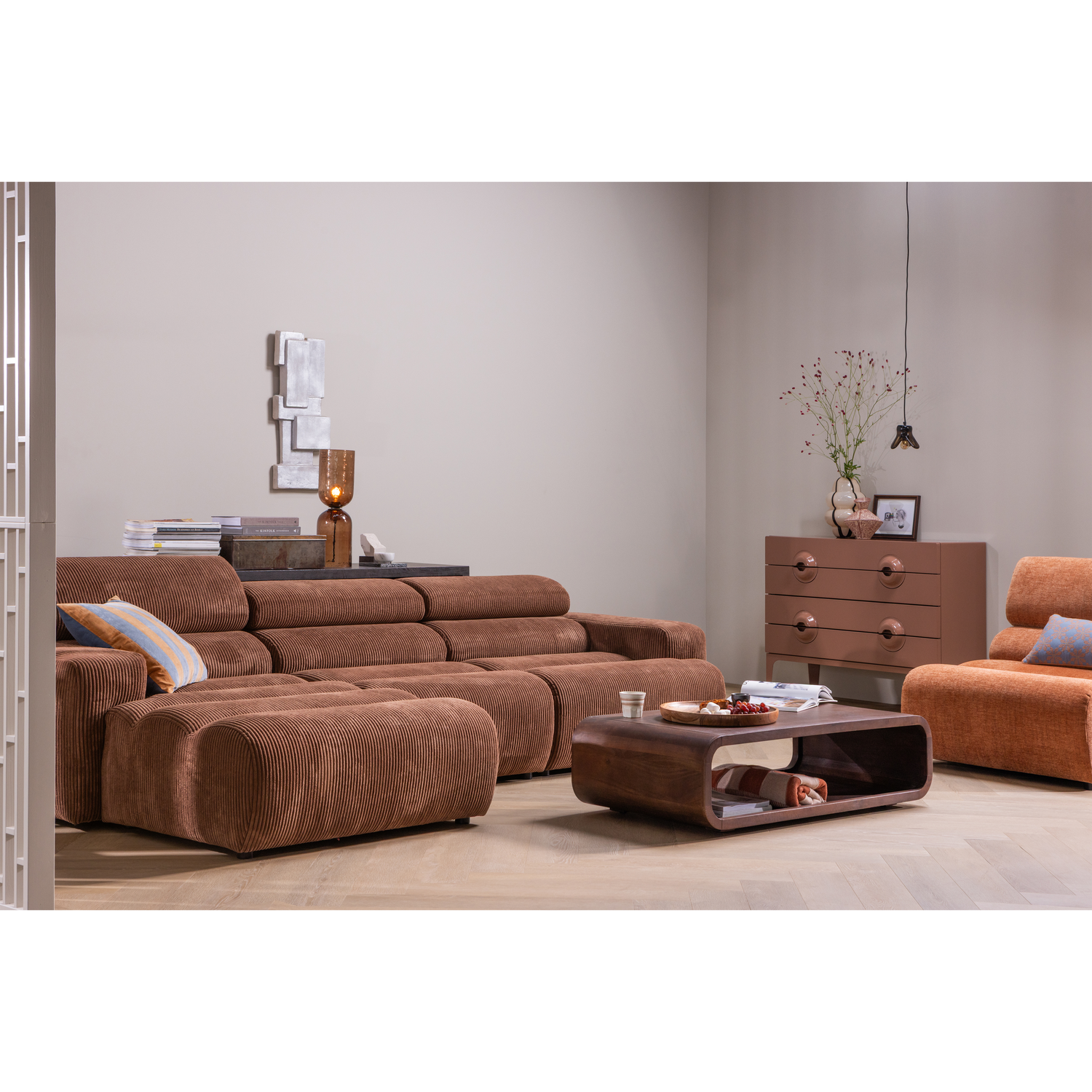 377598-B-375034-B-377565-NB-377478-N-377662-OM-375189-MM-377661-RE-377662-RE-377663-RE-377667-RE-01_SF_WP_Novi_Merge_Kency_Laon_Gigi_Elle.png?auto=webp&format=png&width=1500&height=1500