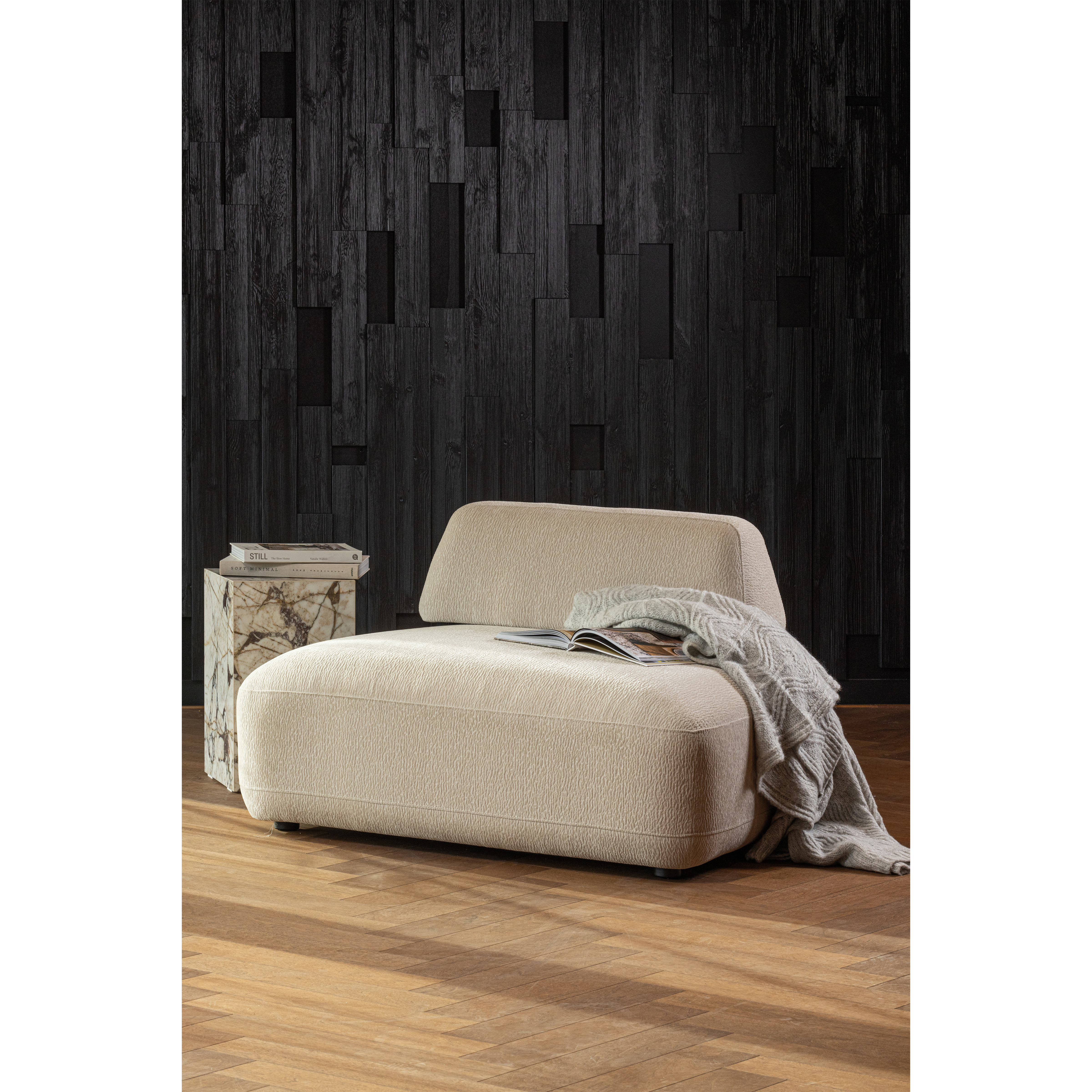 374088-Z-374023-G-02_SF_WE_Sterck_fauteuil_met_verplaatsbare_rugleuning_zand_Dali.jpg?auto=webp&format=png&width=1500&height=1500