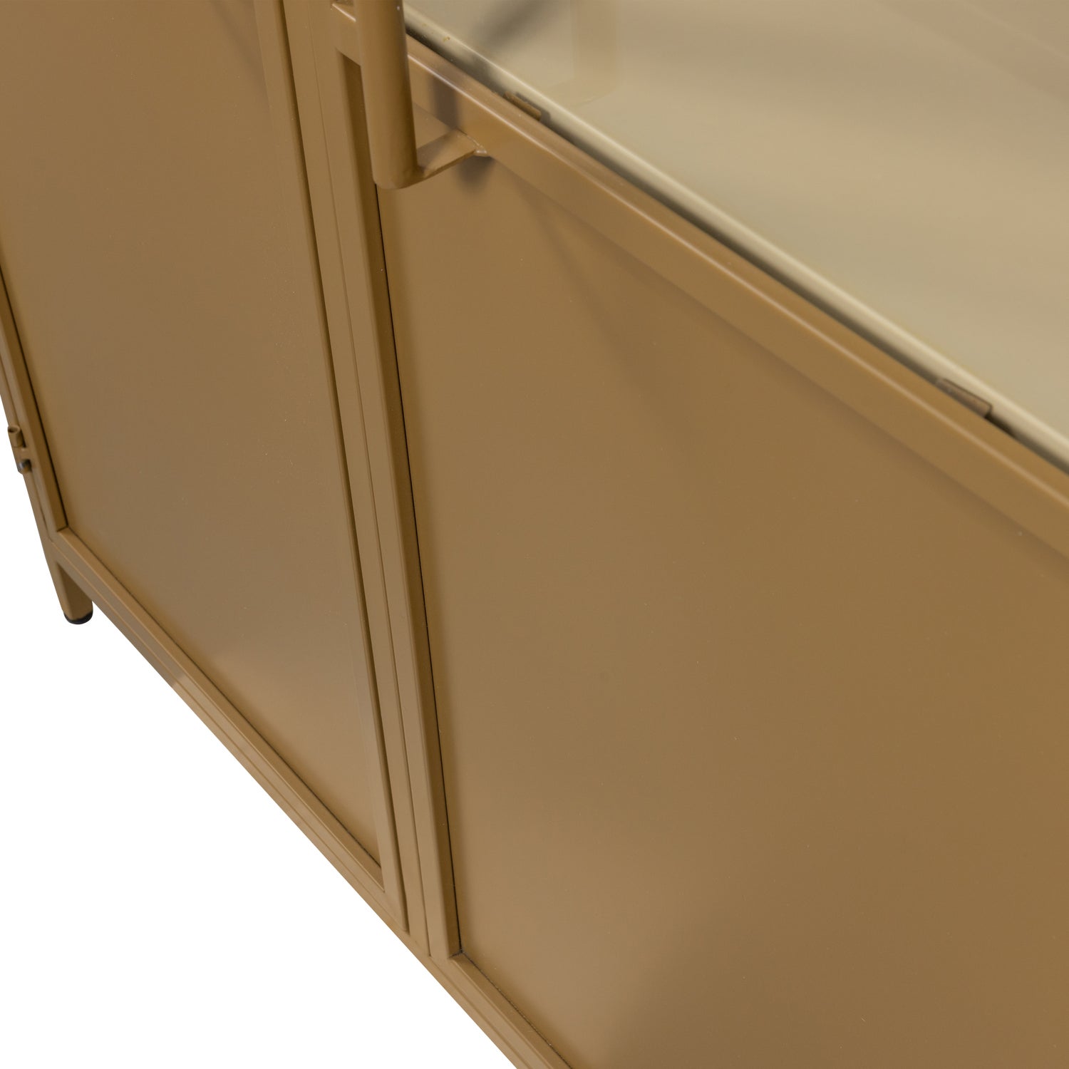 375041-H-01_VS_WE_Exhibit_xl_2_deurs_vitrinekast_metaal_honing_geel_detail.png?auto=webp&format=png&width=1500&height=1500