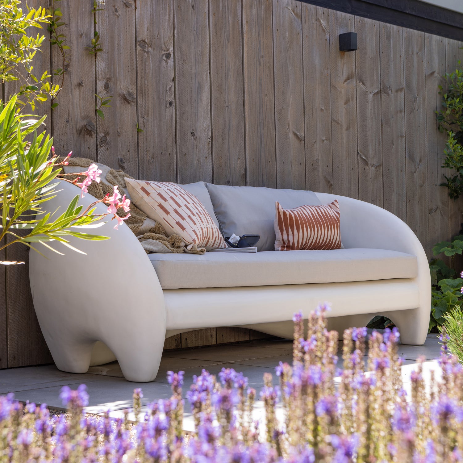 377699-M_01_SF_WO_Viale_tuin_2-zits_loungebank_versterkte_polymeer_naturel.jpg?auto=webp&format=png&width=1500&height=1500