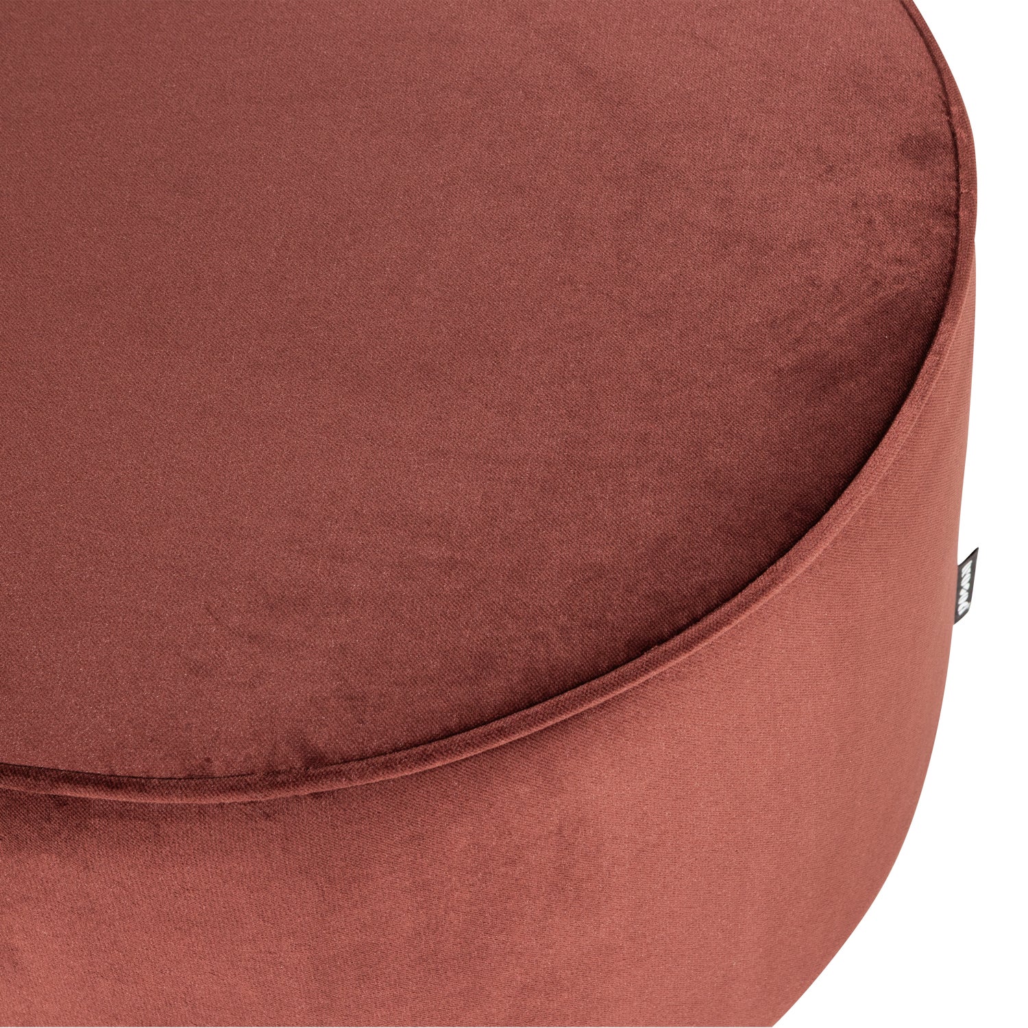 350410-BR_02_Sara_poef_laag_velvet_bordeauxrood_C1.png?auto=webp&format=png&width=1500&height=1500