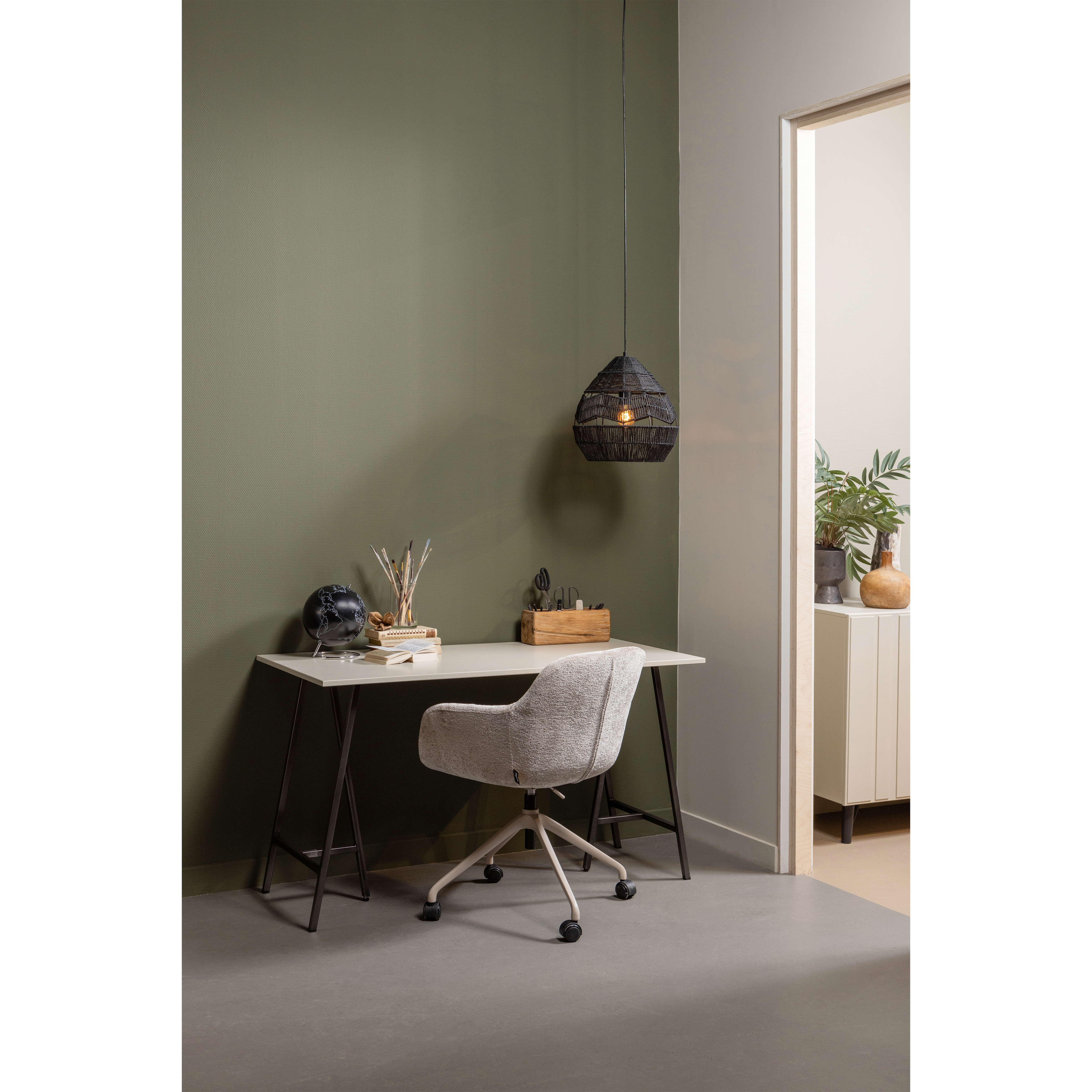 374112-D-374075-T-377105-Z-01_SF_FA_Tino_bureau_grenen_dust_Morros_bureaustoel_Adelaide_hanglamp.jpg?auto=webp&format=png&width=1500&height=1500