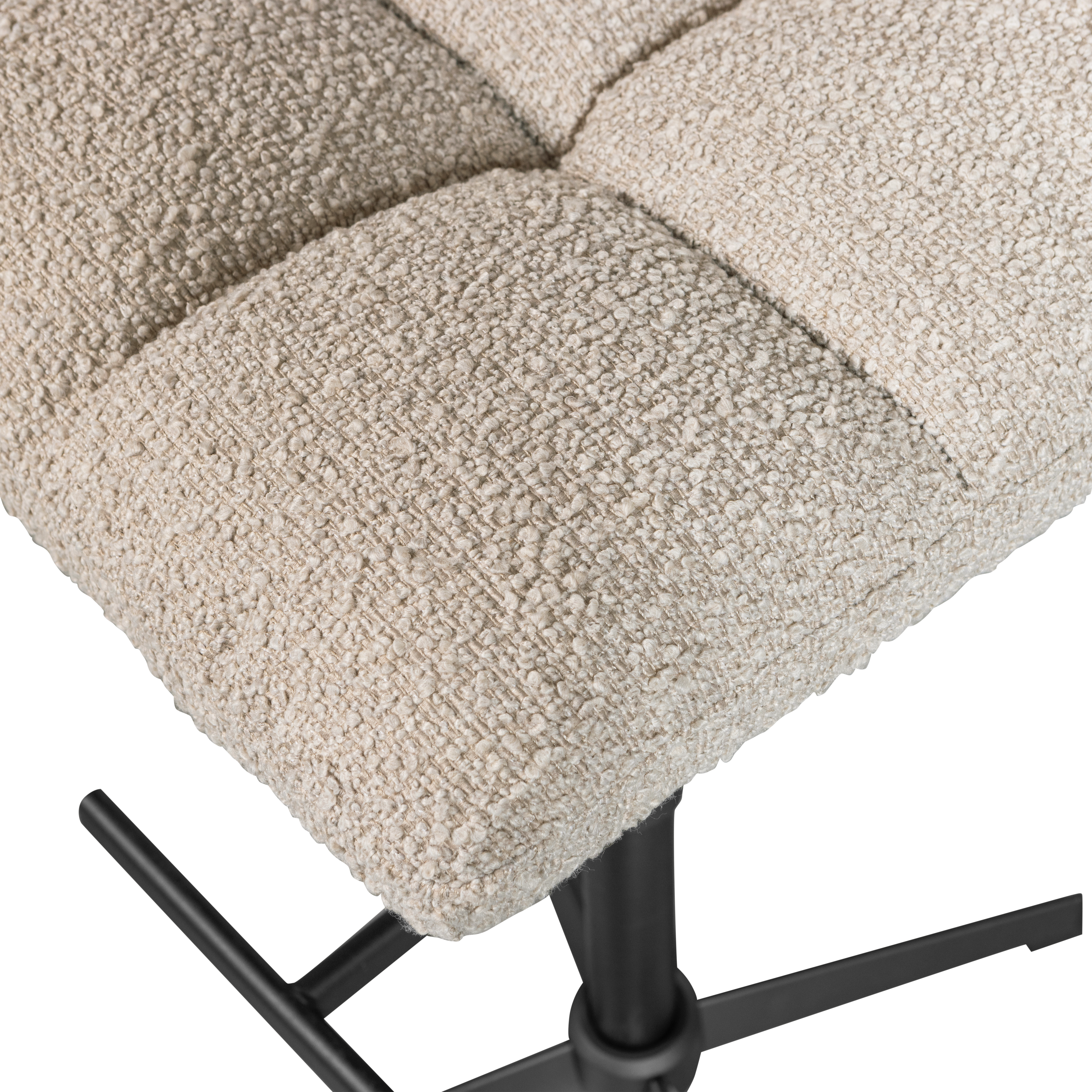 377350-Z-01_VS_WE_Vinny_barstoel_boucle_zand_detail.png?auto=webp&format=png&width=1500&height=1500