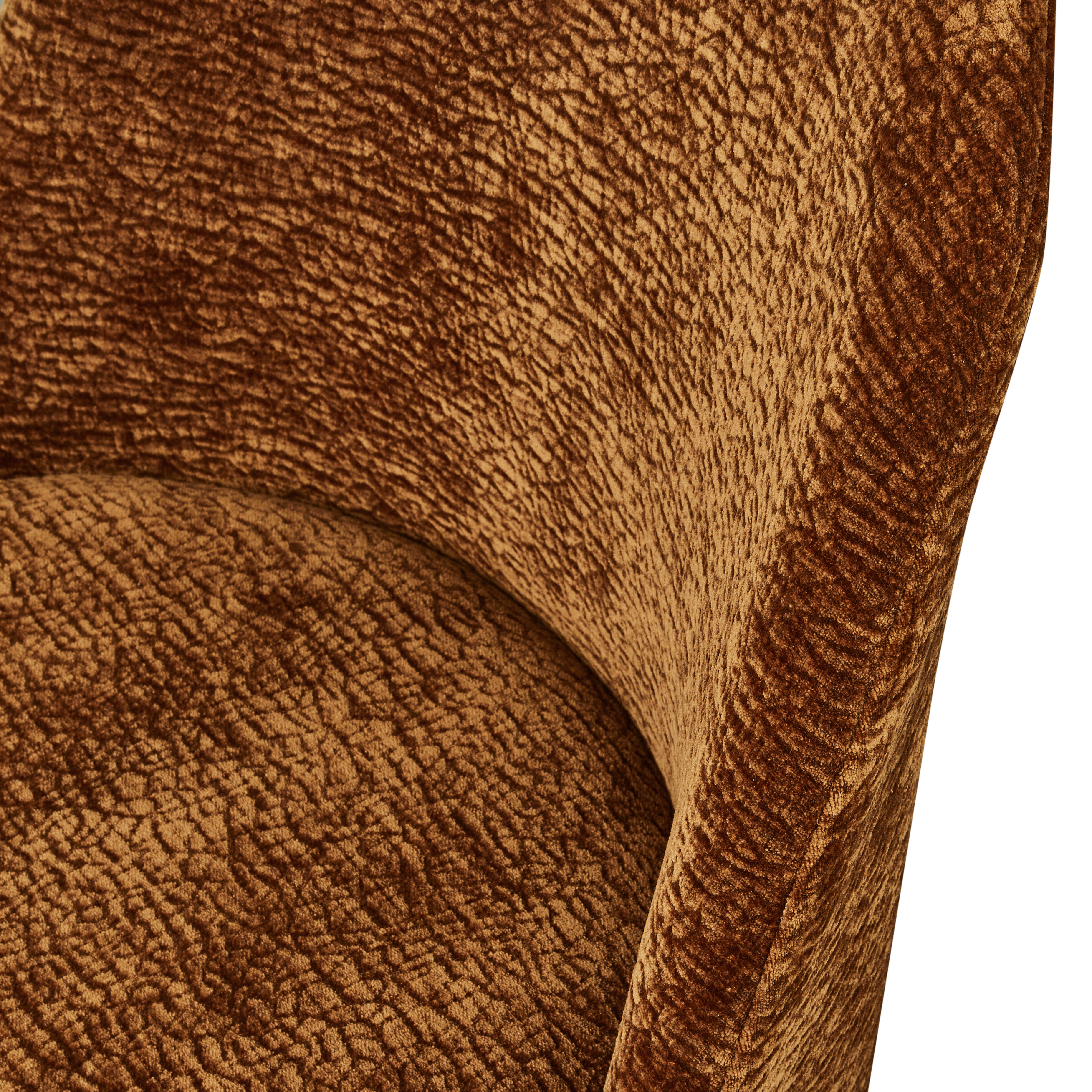 800816-MBC-01_VS_BP_Vogue_eetkamerstoel_3D_chenille_midden_bruin_chrome_poot_detail.png?auto=webp&format=png&width=1500&height=1500