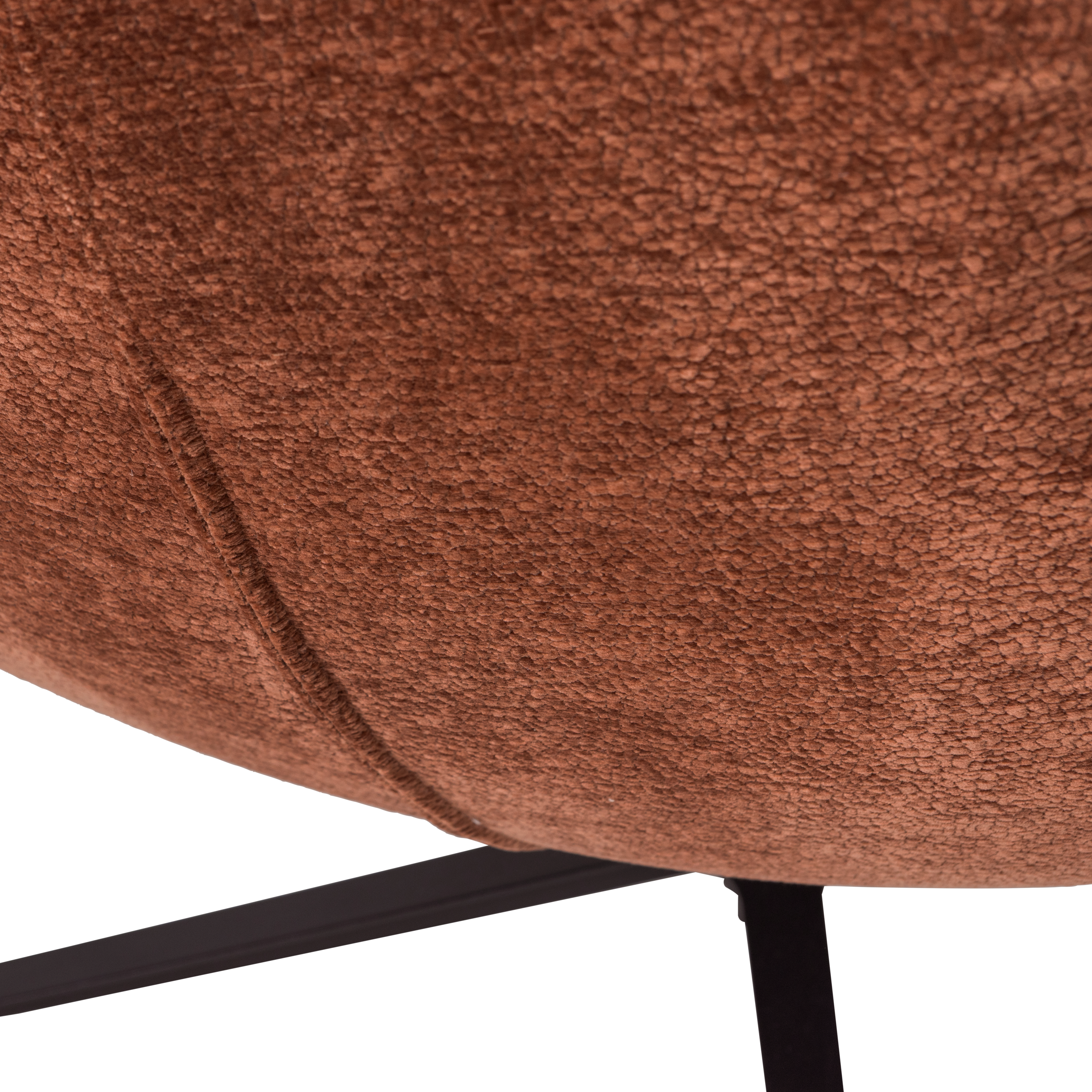 374074-R_02_Maudi_draaifauteuil_chenille_structuur_bruin_detail.png?auto=webp&format=png&width=1500&height=1500