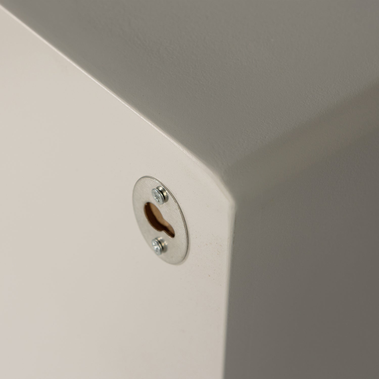 377385-D-01_VS_FA_Noam_wanddeco_halfrond_hout_dust_15x35x24cm_detail.png?auto=webp&format=png&width=1500&height=1500