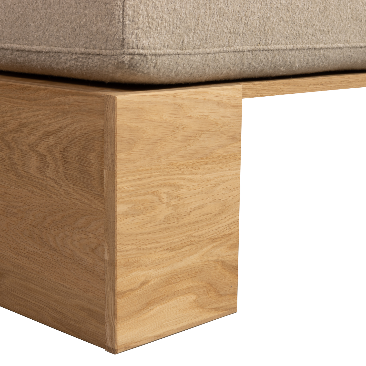 400520-B-02_VS_VT_Eat_up_muurbankje_inclusief_kussens_beige_eiken_naturel_detail.png?auto=webp&format=png&width=1500&height=1500