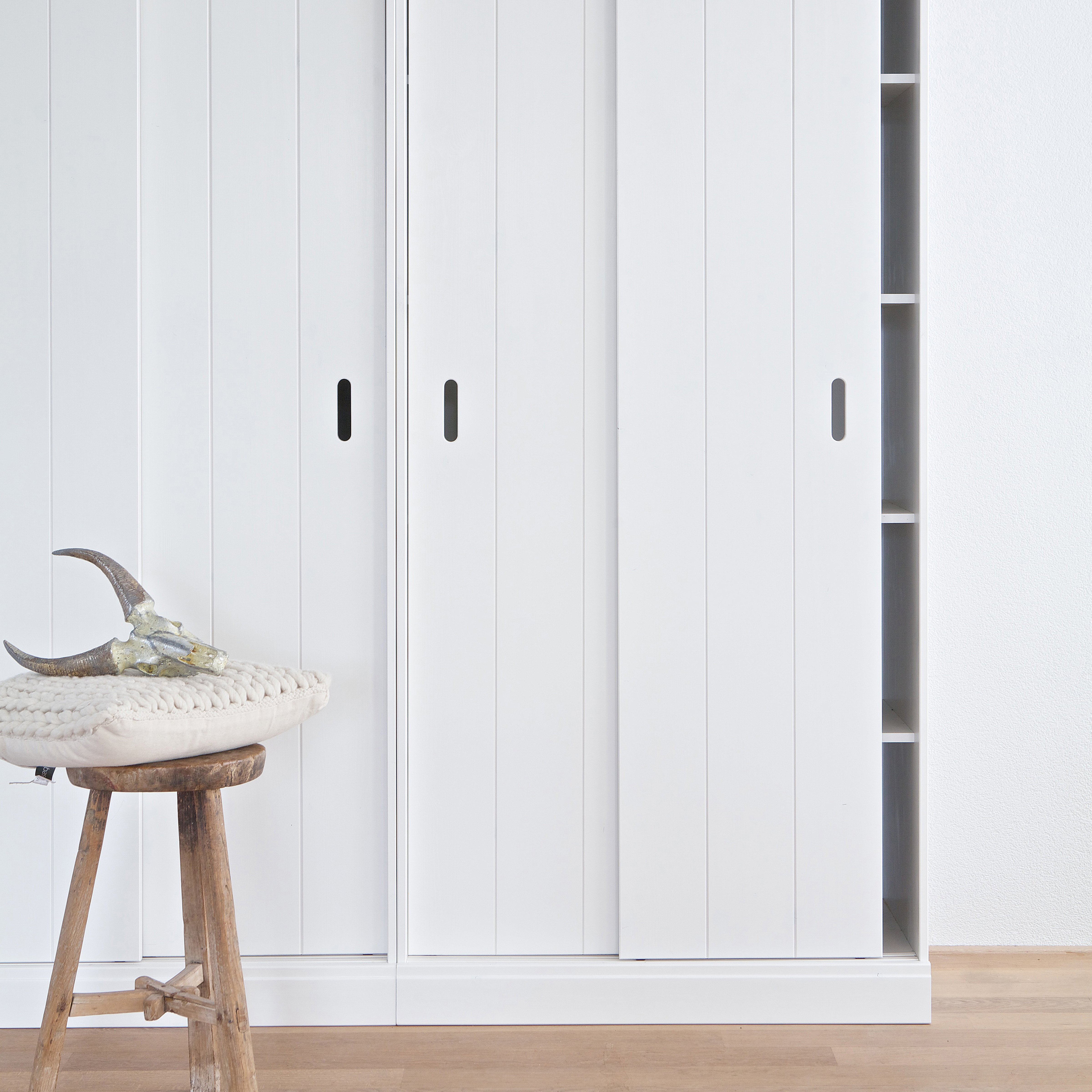 378540-GOW-01_SF_FA_Row_kast_wit_VIERKANT.jpg?auto=webp&format=png&width=1500&height=1500