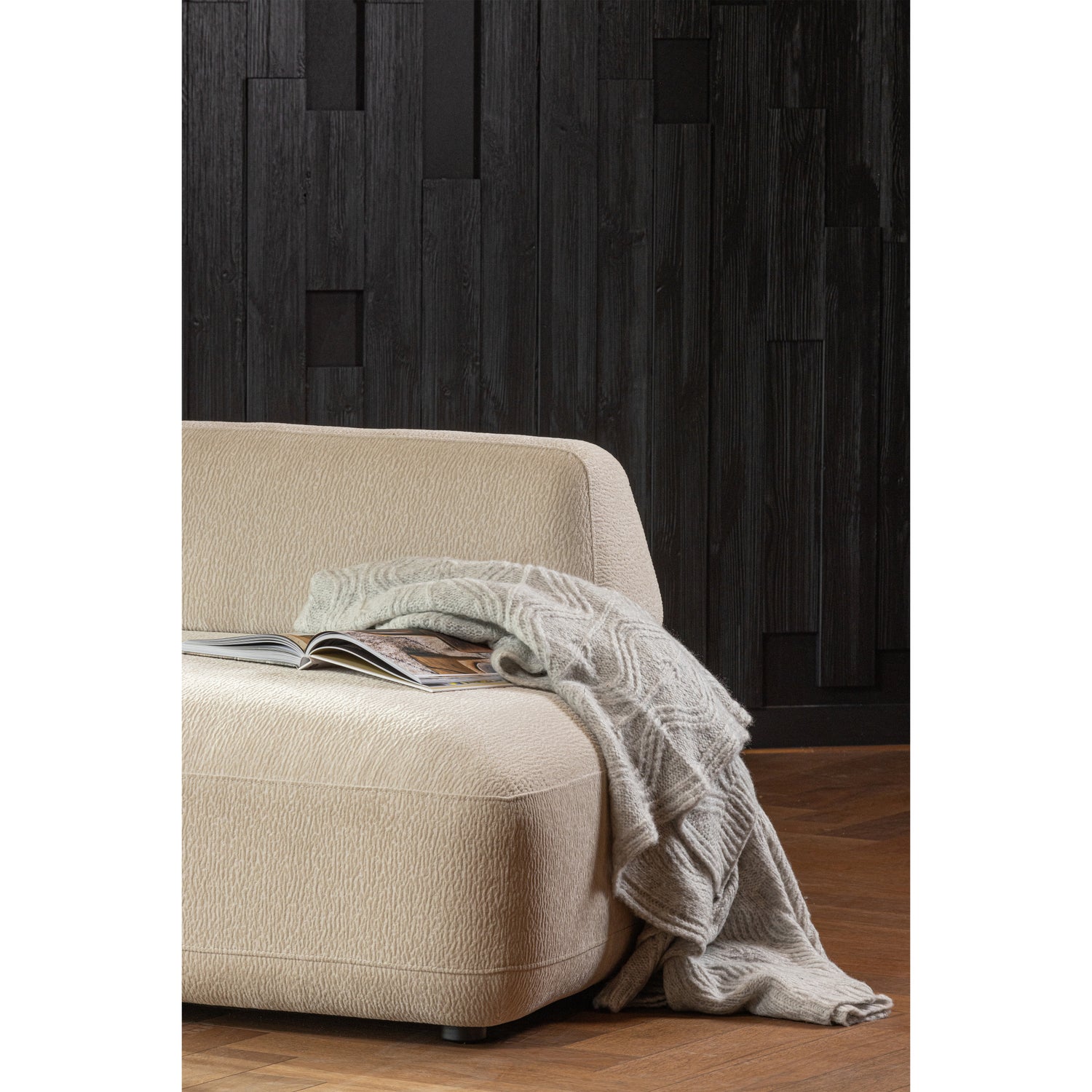 374088-Z-374023-G-01_SF_WE_Sterck_fauteuil_met_verplaatsbare_rugleuning_zand_Dali.jpg?auto=webp&format=png&width=1500&height=1500