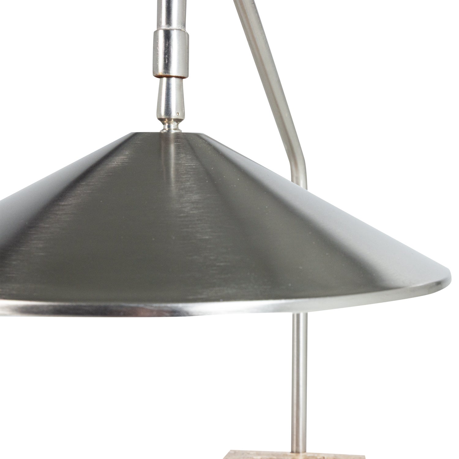 377937-C_05_VS_Korn_tafellamp_metaal_chrome_C1.png?auto=webp&format=png&width=1500&height=1500
