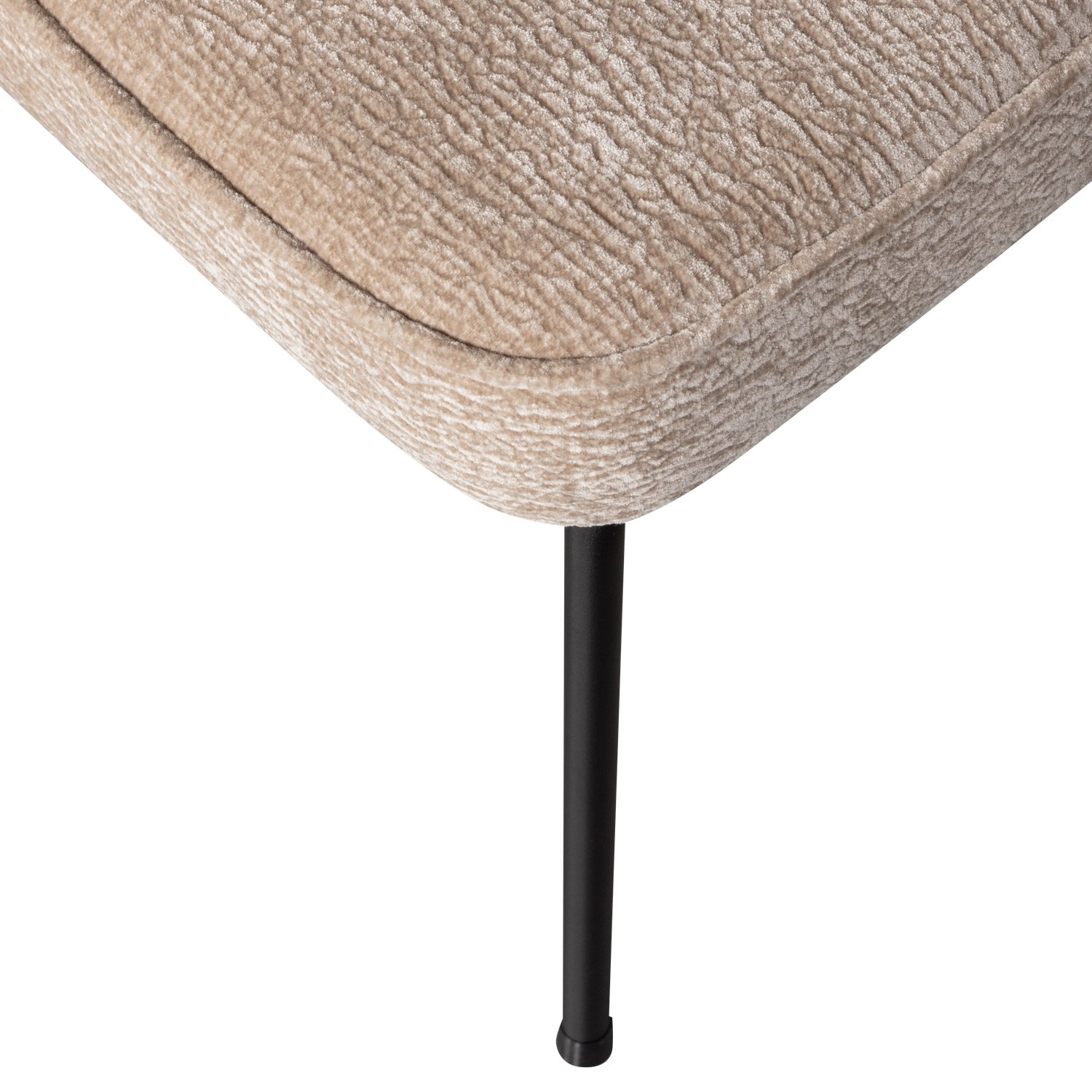 800816-SA-02_VS_BP_Vogue_eetkamerstoel_3D_chenille_zand_detail.png?auto=webp&format=png&width=1500&height=1500