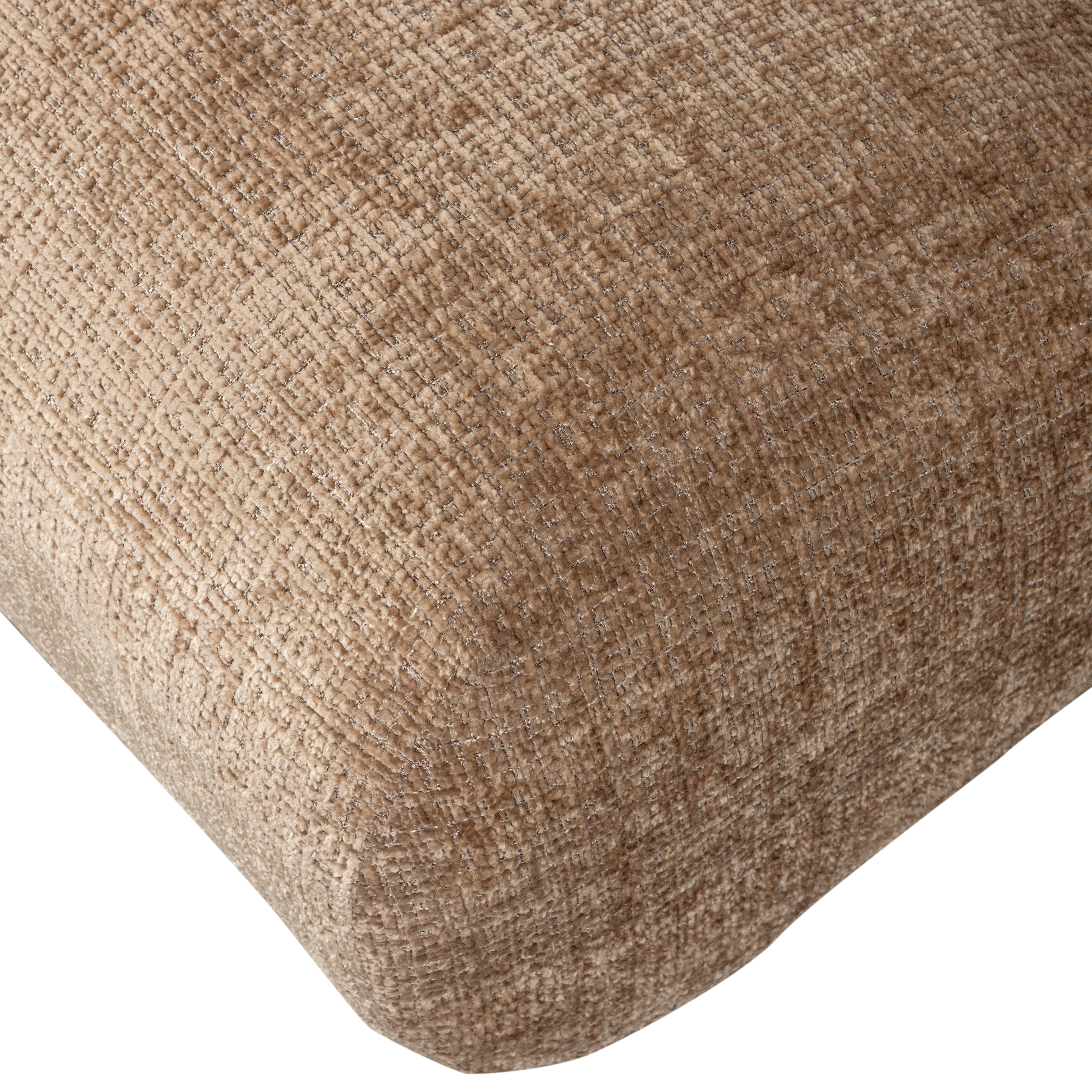 801430-C-02_VS_BP_Observe_fauteuil_clay_detail.png?auto=webp&format=png&width=1500&height=1500