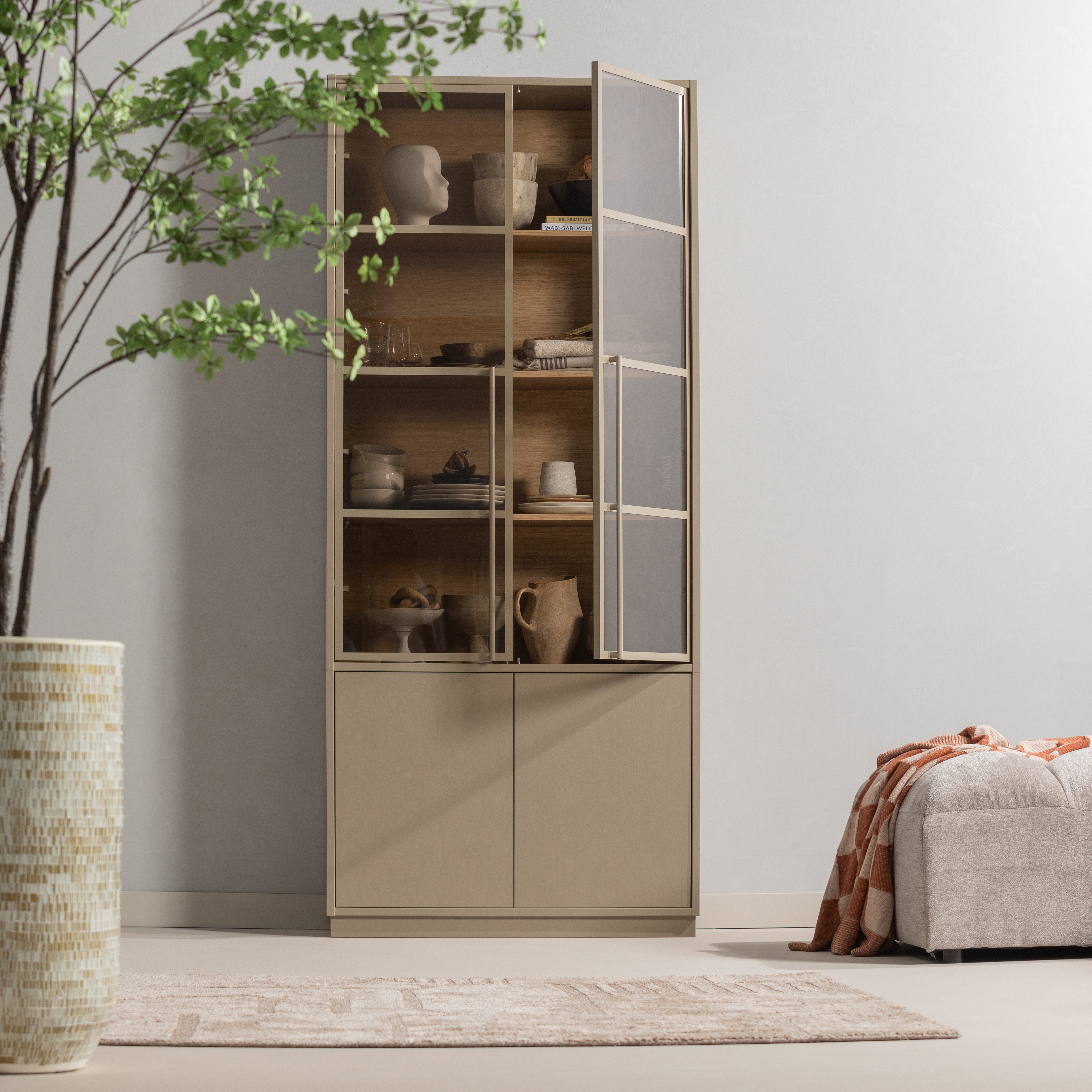 377567-M-377625-T-02_SF_WP_Casa_buffetkast_grenen_mud_Lovi_vloerkleed_vierkant.png?auto=webp&format=png&width=1500&height=1500