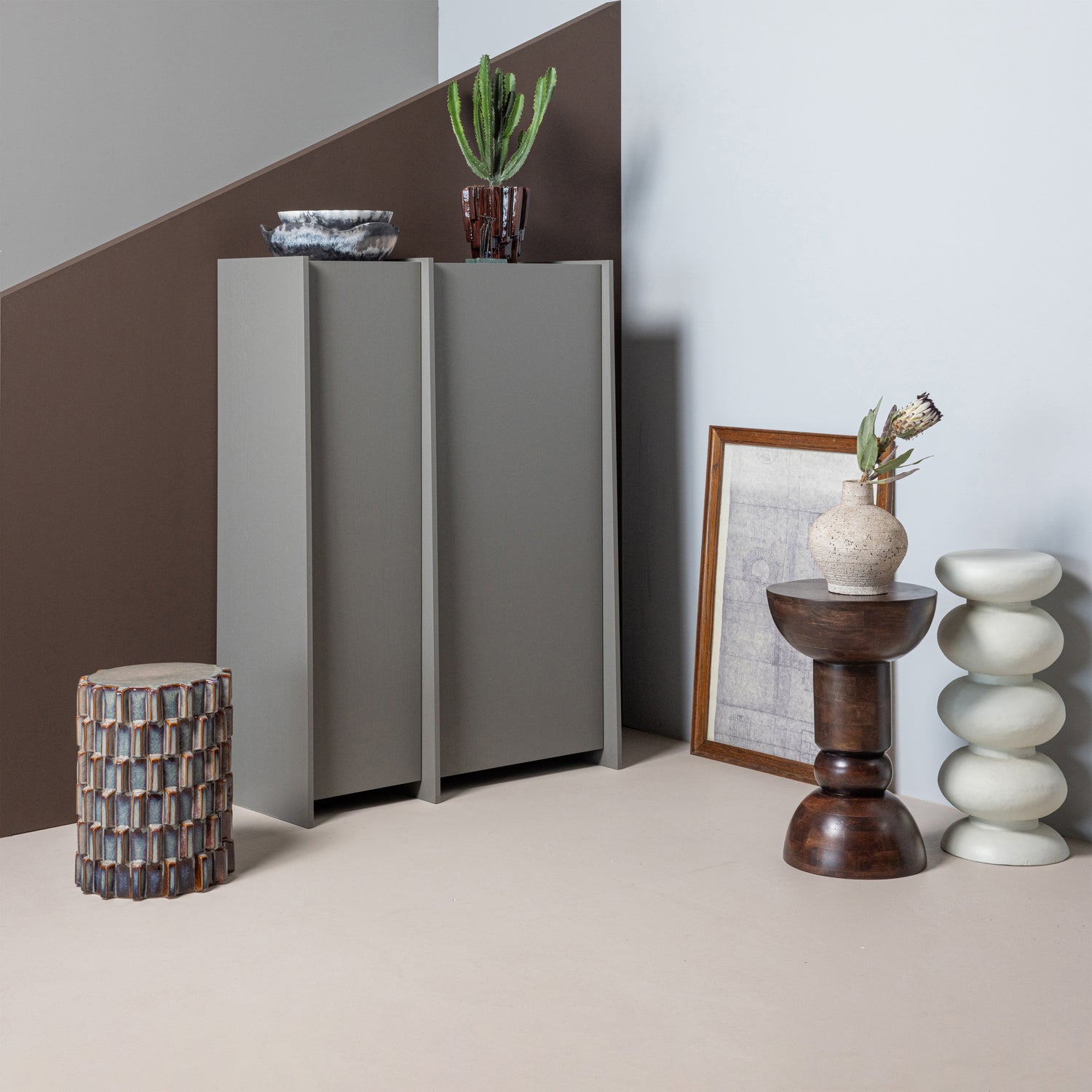 377792-G__377894-WG__377750-D__377755-C__377851-Z__377811-B-06_SF_Axu_grijsblauw_Brock_warmgrijs_Emel_donkerbruin_Brilo_creme_Sivo_zan.jpg?auto=webp&format=png&width=1500&height=1500