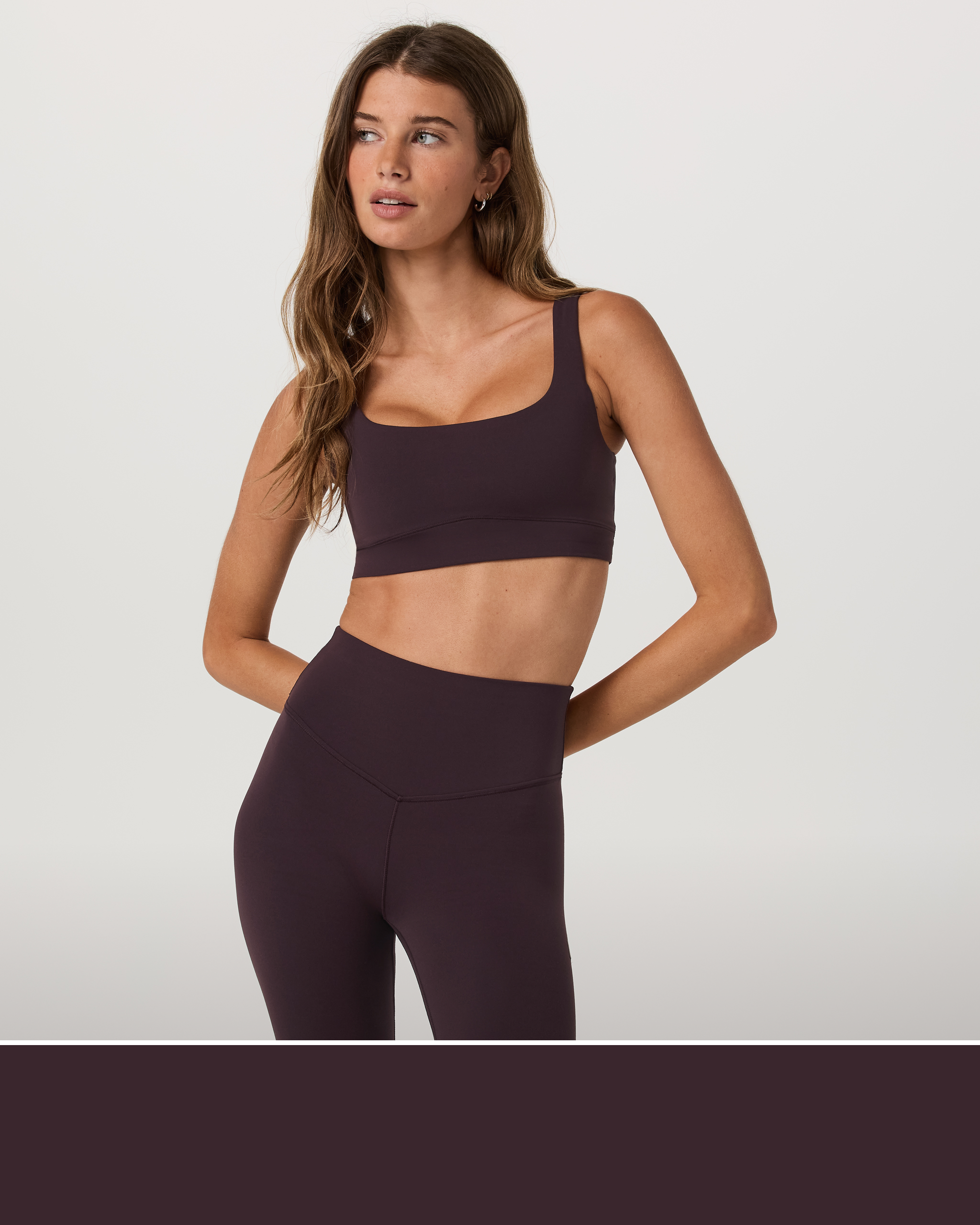 woman wearing vuori blissblend