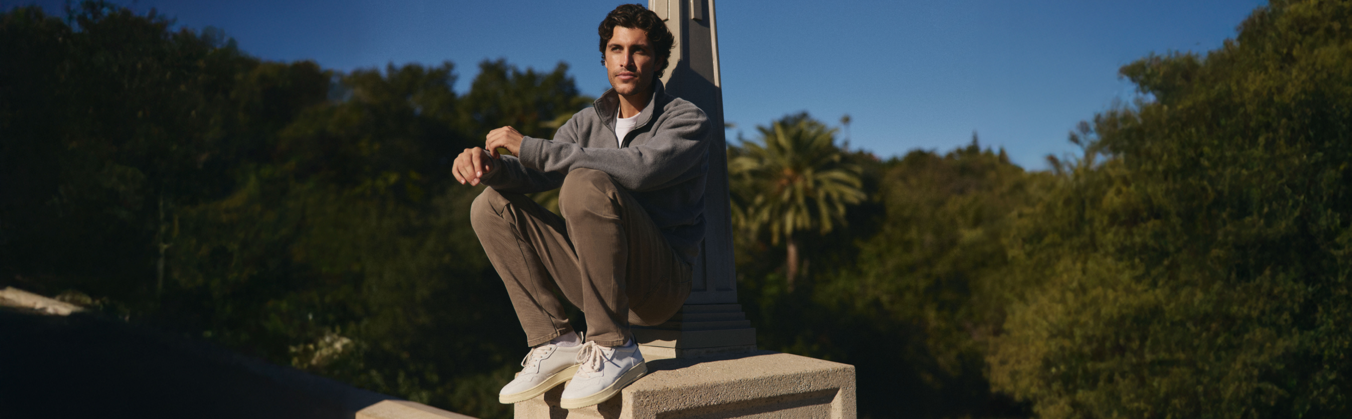 man wearing vuori meta