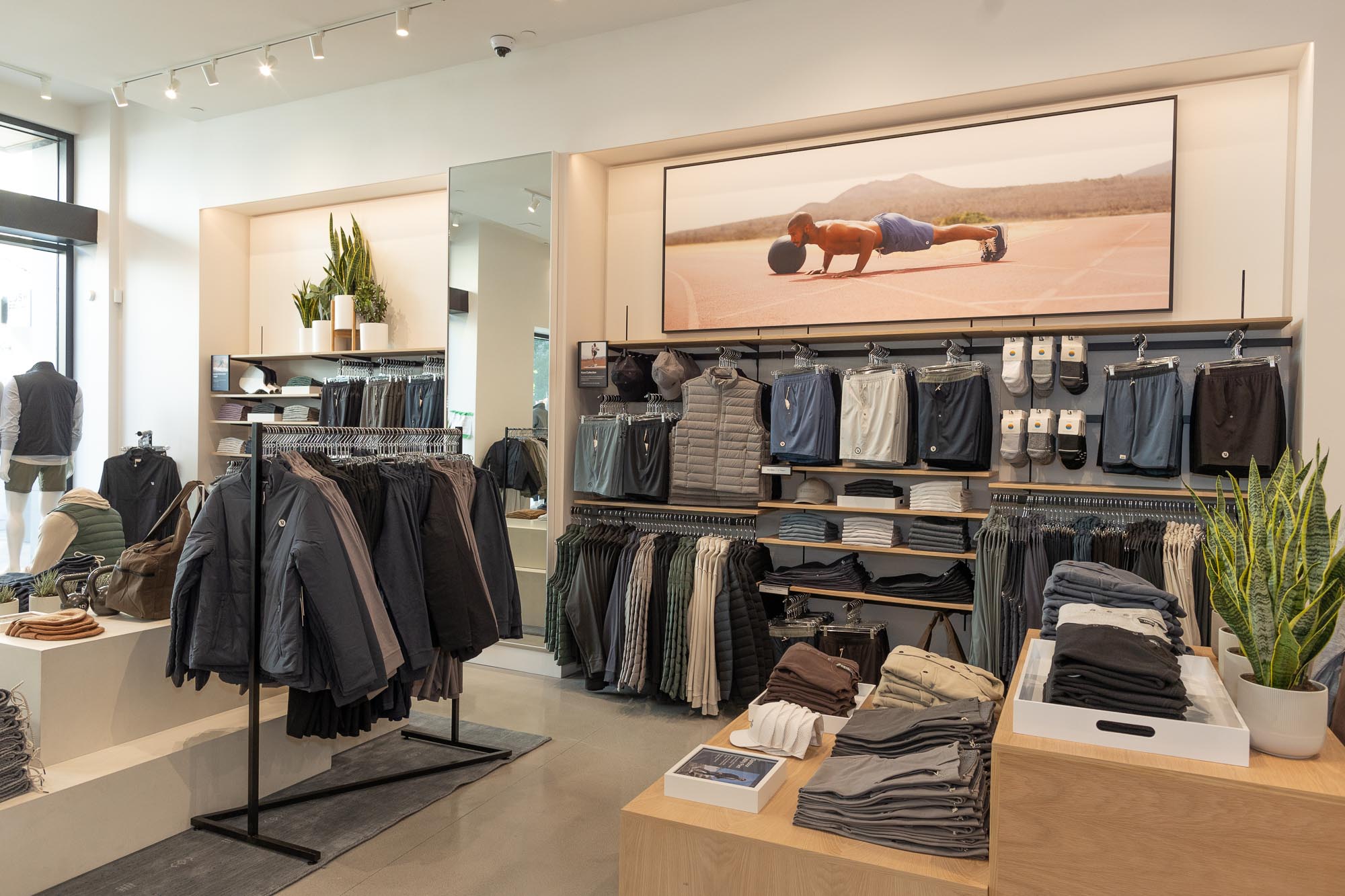 Vuori Bridgeport Village