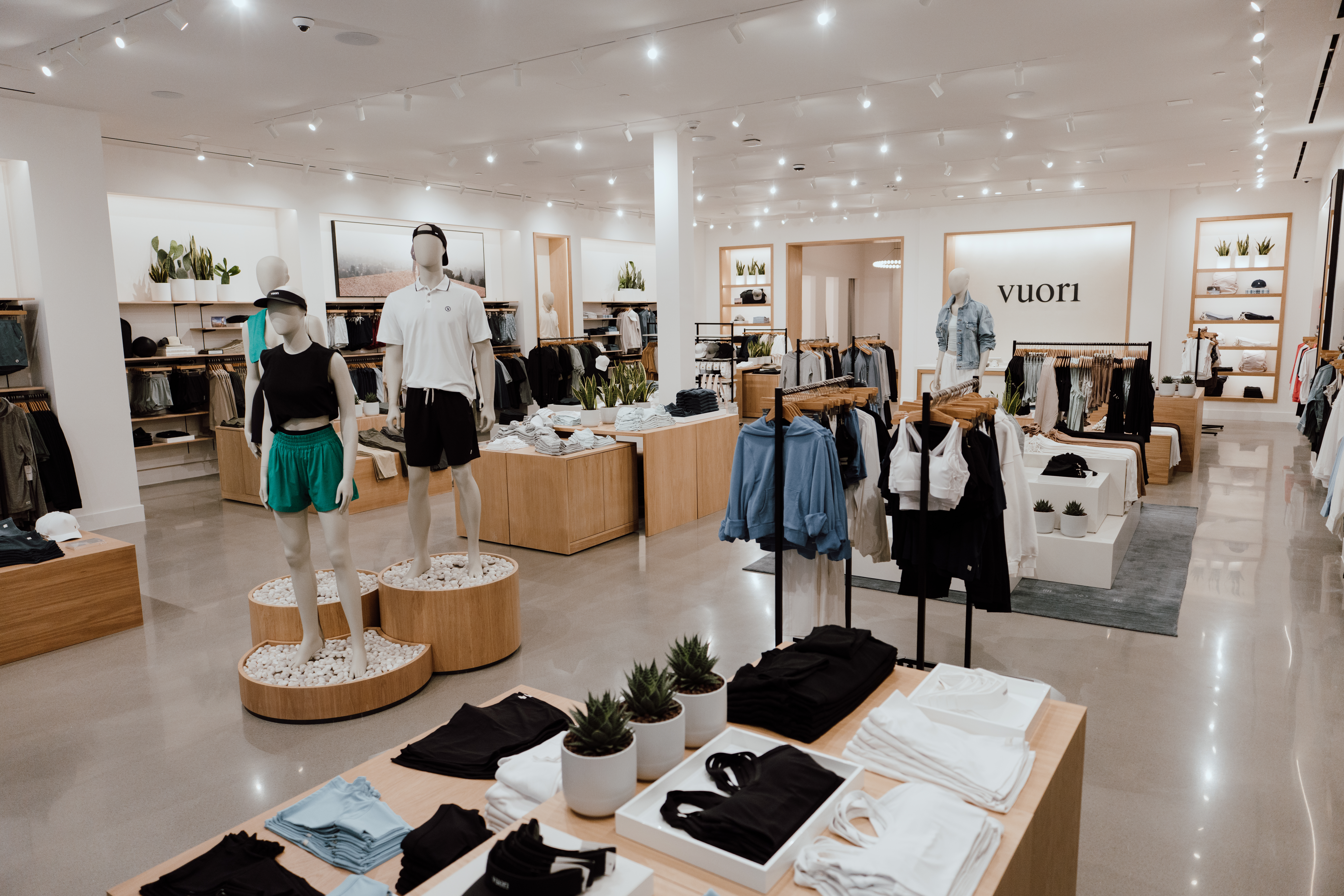 Vuori The Mall at Green Hills