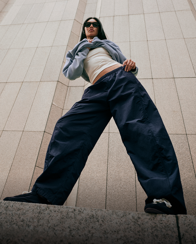 woman wearing halo wideleg