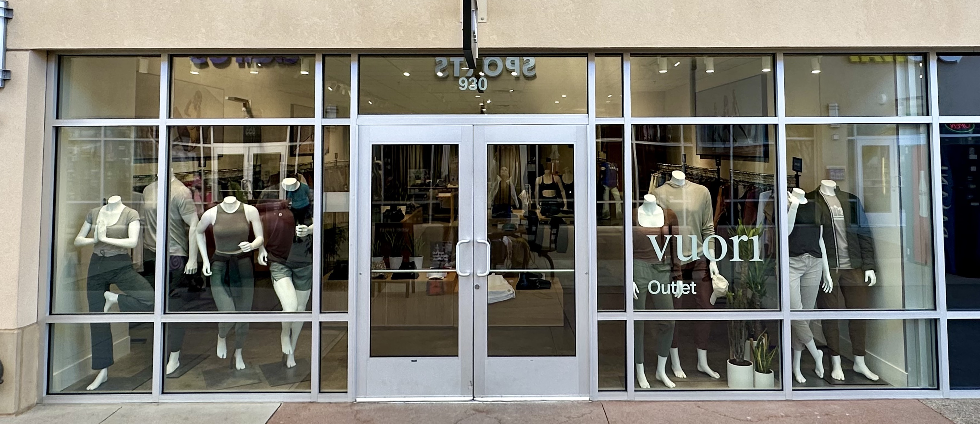 Vuori Westgate Outlets