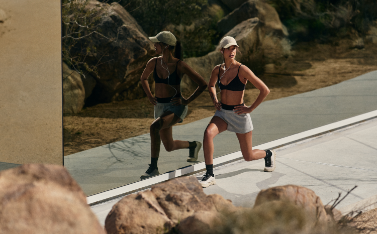 woman working out in vuori clothing