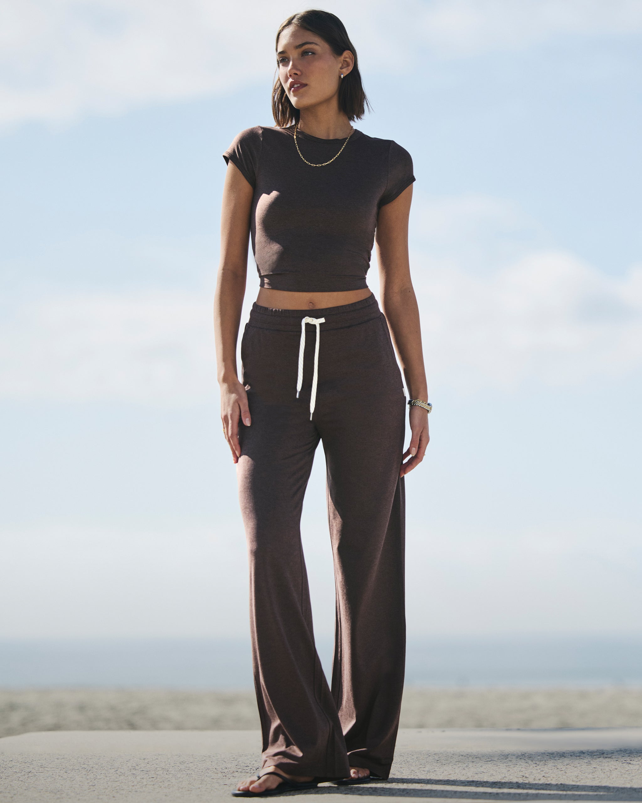 Athletic Clothing & Activewear Apparel for Performance Vuori