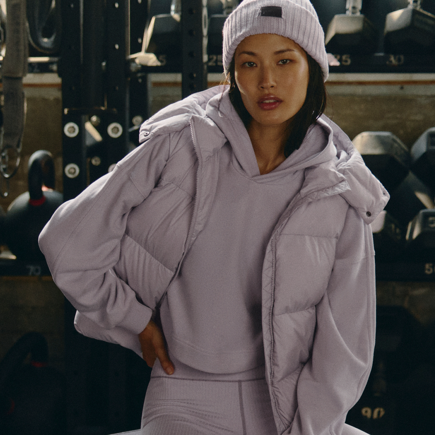 woman wearing vuori blissblend walking down the street 