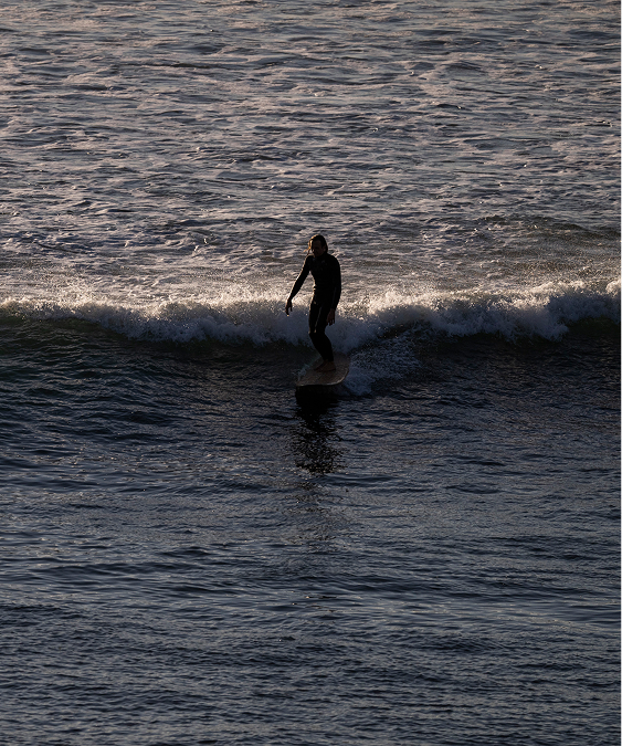 kelsey brookes surfing