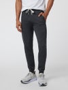 man wearing ponto jogger in charcoal heather