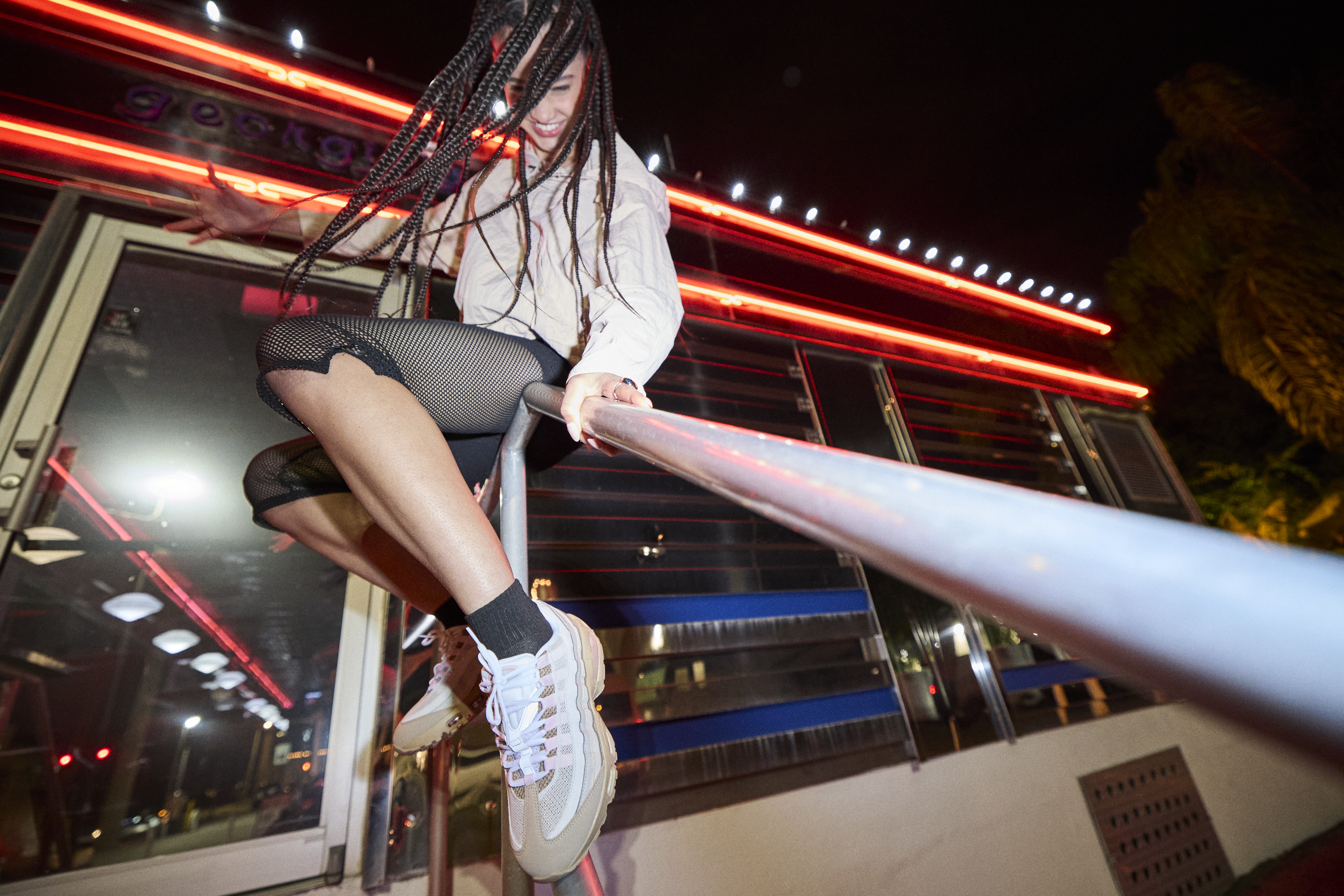 Womens Nike Air Max 95 Big Bubble Athletic Shoe - British Khaki / Linen / Sand Drift / Phantom