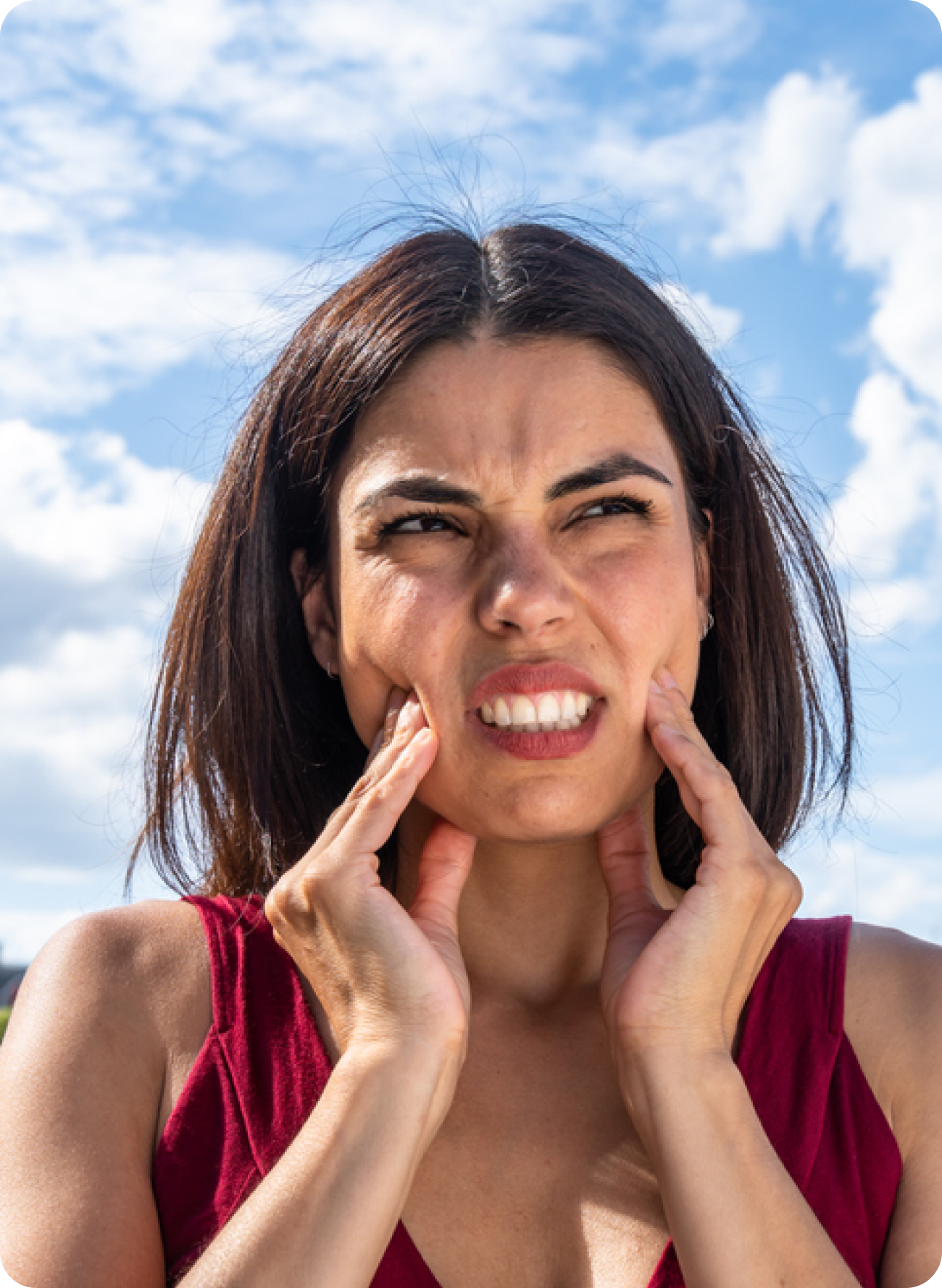Swollen gums: causes, symptoms and treatment 
