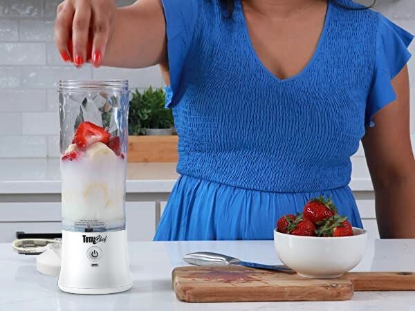 travel blender