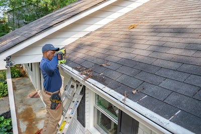 gutter cleaning and maintenance