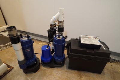 sump pump and backup battery