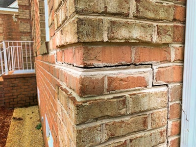 stair step brick crack
