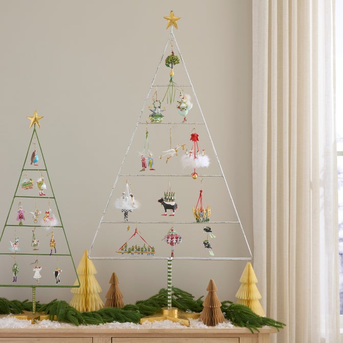 Patience Brewster 12 Days 8 Maids a-Milking Ornament image number 4