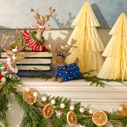 Patience Brewster Dash Away Sitting Comet Reindeer Figure