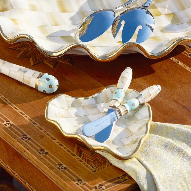 Parchment Check Fluted Heart Plate image number 1