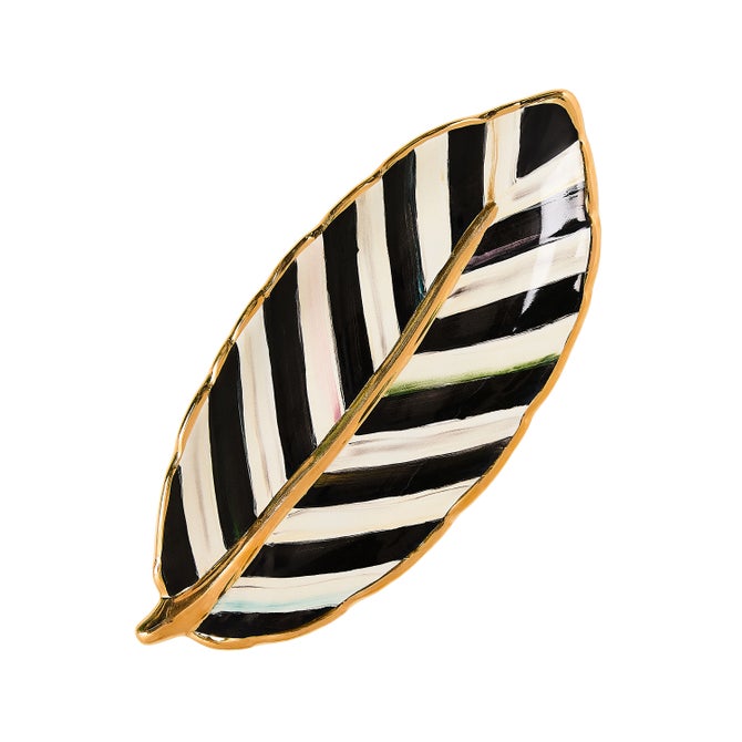 Courtly Stripe Feather Dish image number 0
