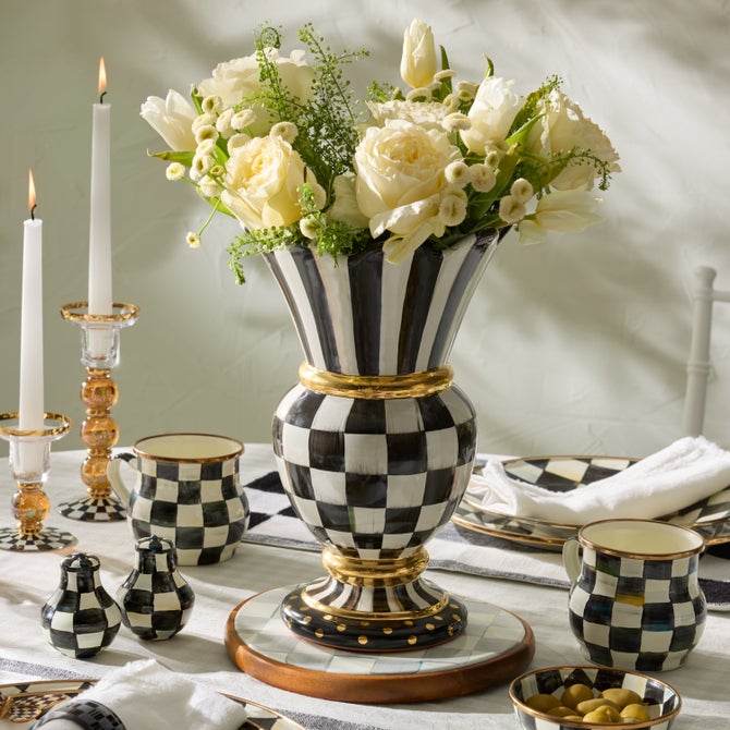 Courtly Check Ceramic Great Vase image number 3
