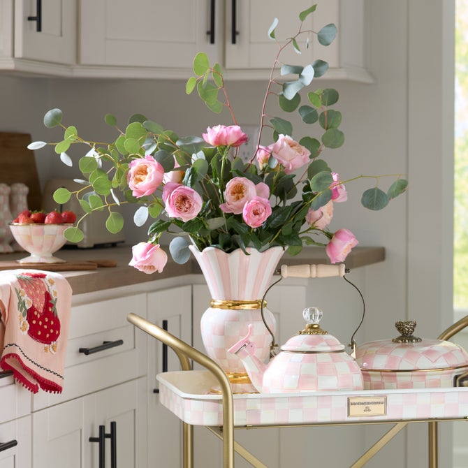 Rosy Check Ceramic Great Vase image number 3