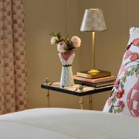 Collectors Series: Vase Edition - Heart & Hand Vase