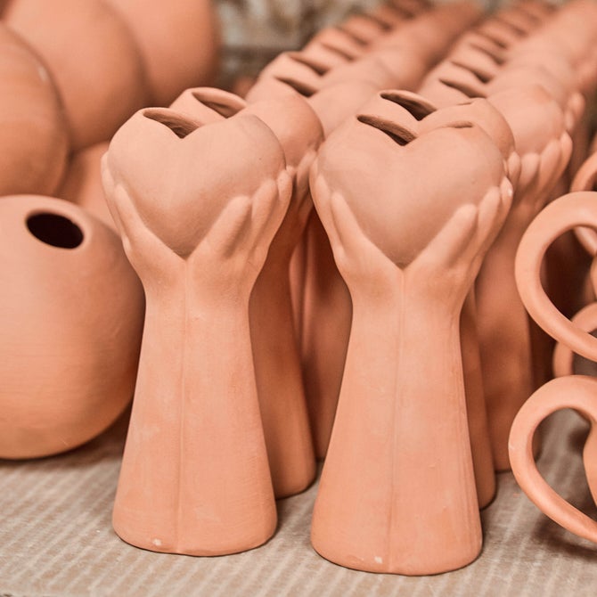 Collectors Series: Vase Edition - Heart & Hand Vase image number 4