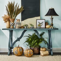 Courtly Stripe Vase Lamp