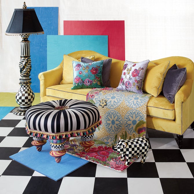 Courtly Check Ceramic Floor Lamp image number 5